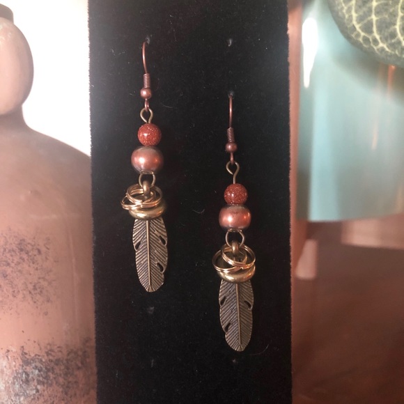 Unique Feather Earrings - Picture 1 of 4
